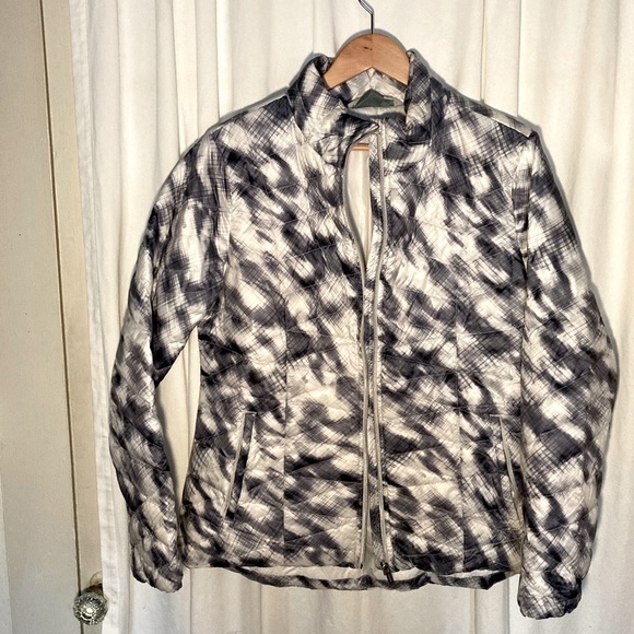 Athleta Altitude down jacket - Large - Picture 3 of 9